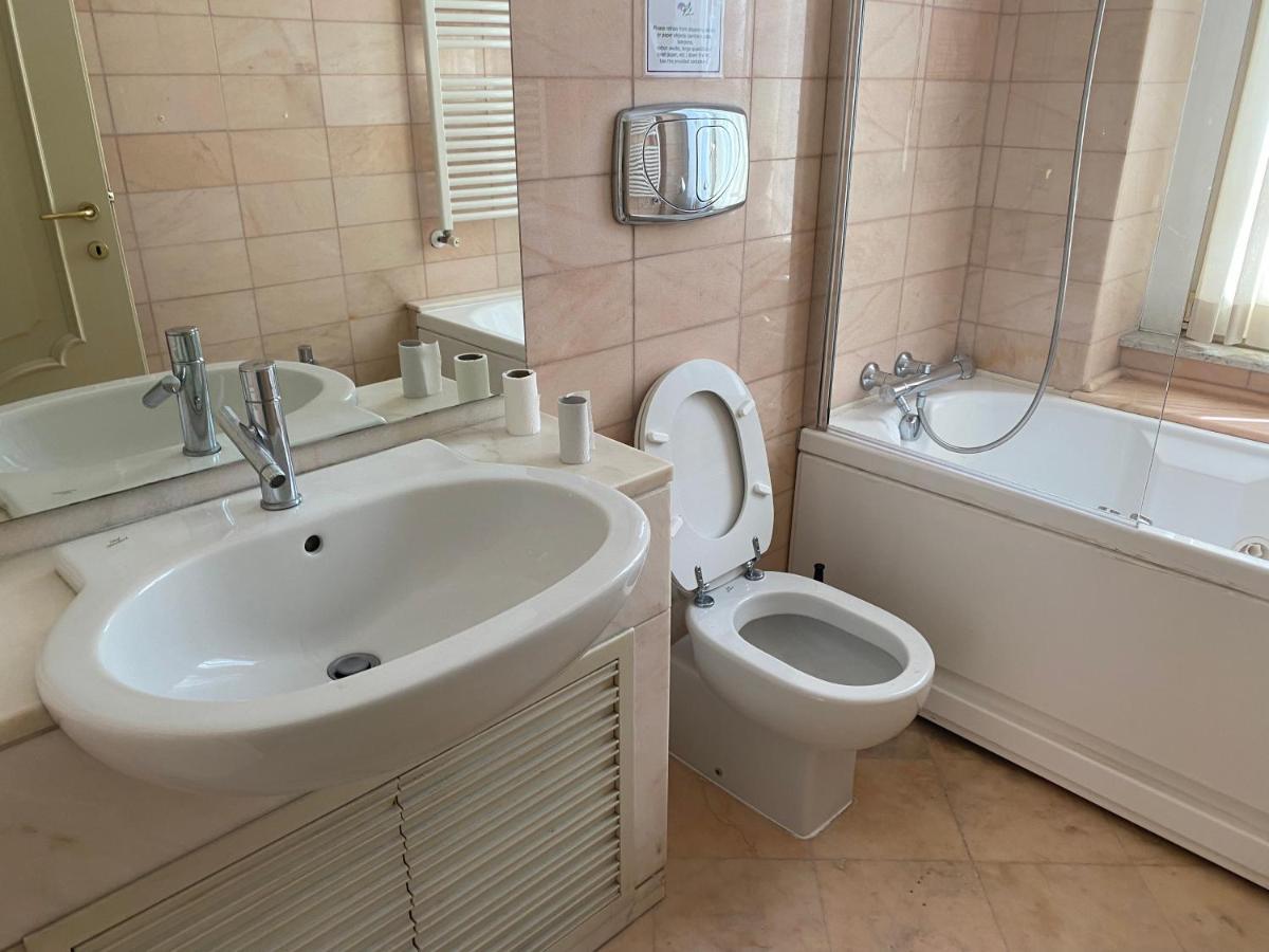 Rome Accomodation โรม ภายนอก รูปภาพ